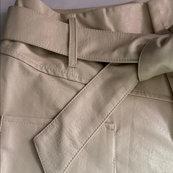 New! Nikolah Leather Waist Tie Shorts - Picture 3 of 8